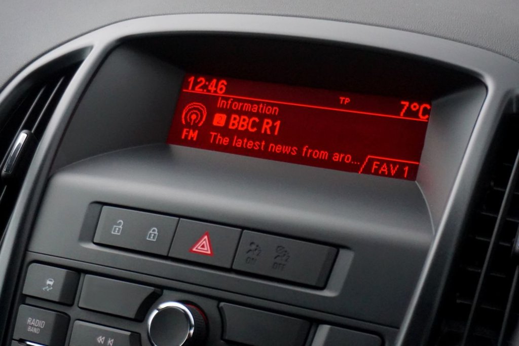 Used Vauxhall Astra 2012 for sale - 77470588: Photo 30