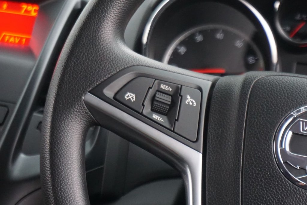 Used Vauxhall Astra 2012 for sale - 77470588: Photo 35