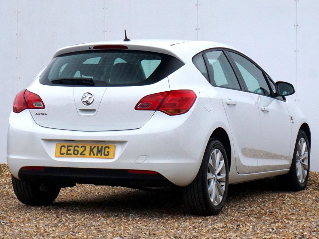 Used Vauxhall Astra 2012 for sale - 77470588: Photo 6