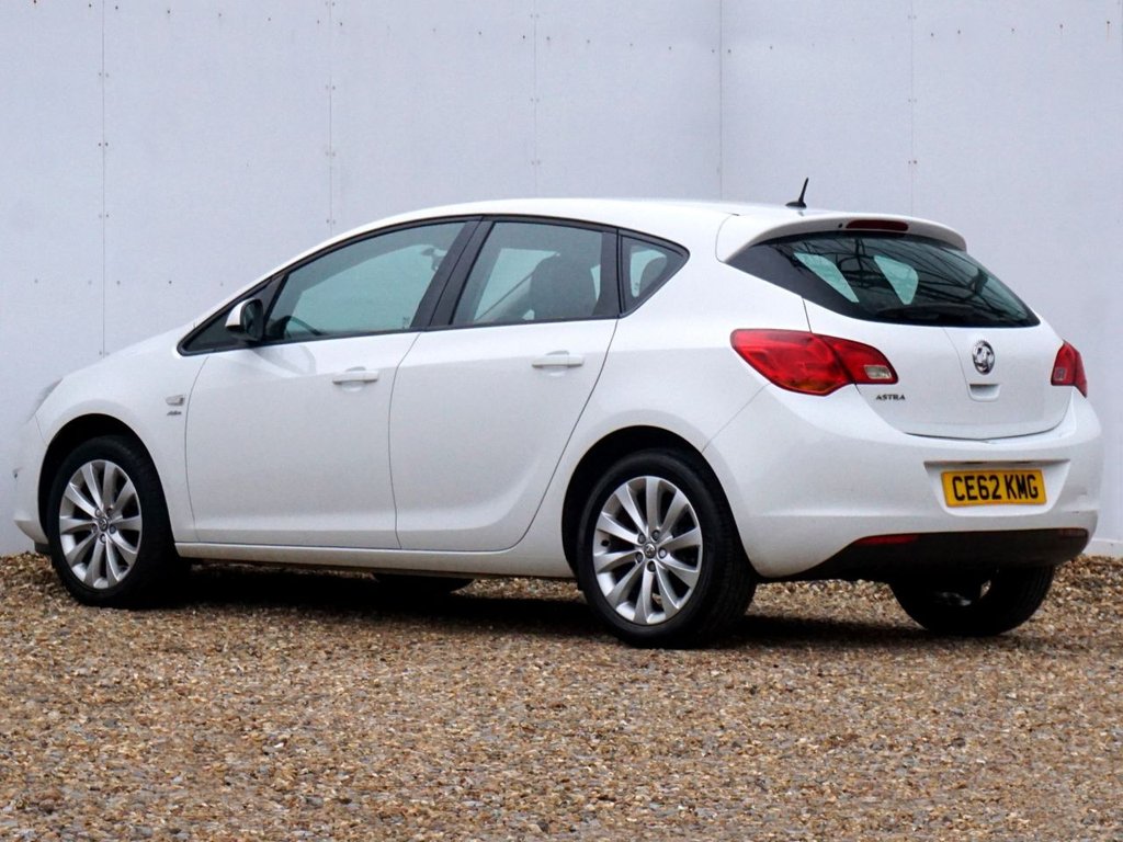 Used Vauxhall Astra 2012 for sale - 77470588: Photo 7