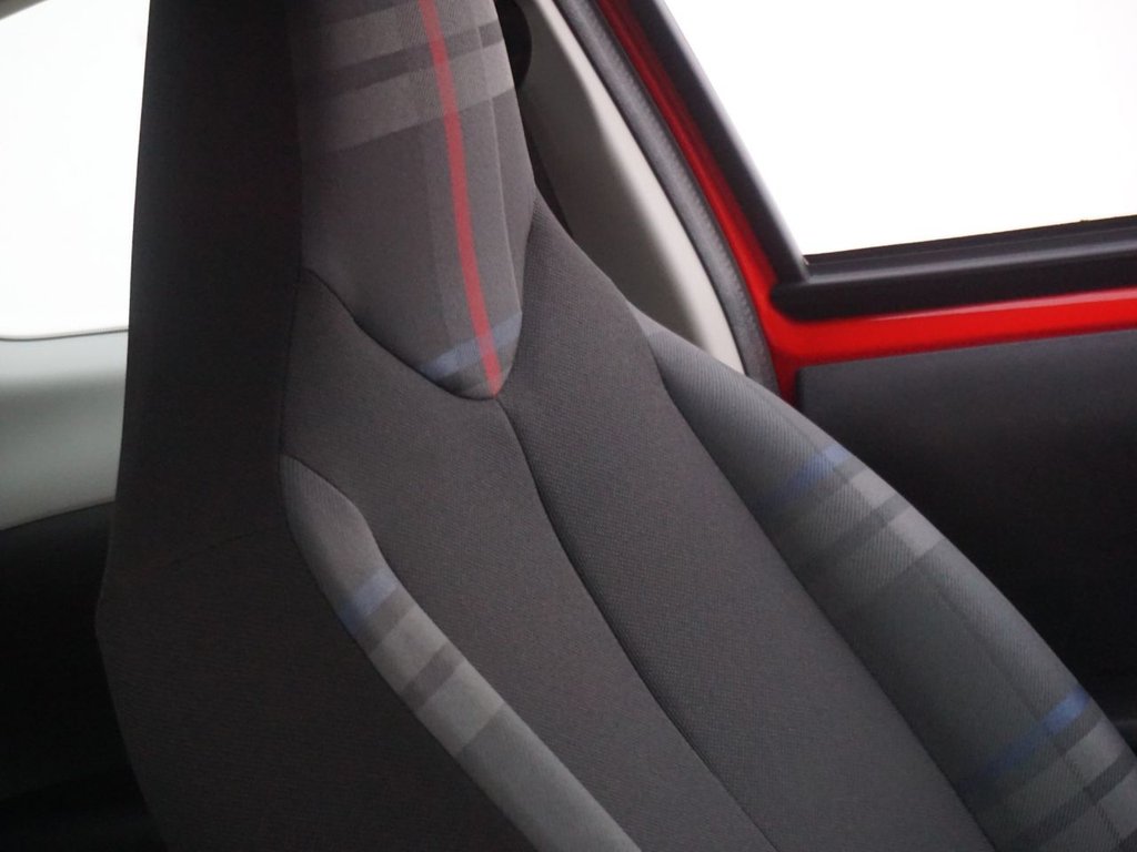 Used Peugeot 108 2016 for sale - 77027168: Photo 12