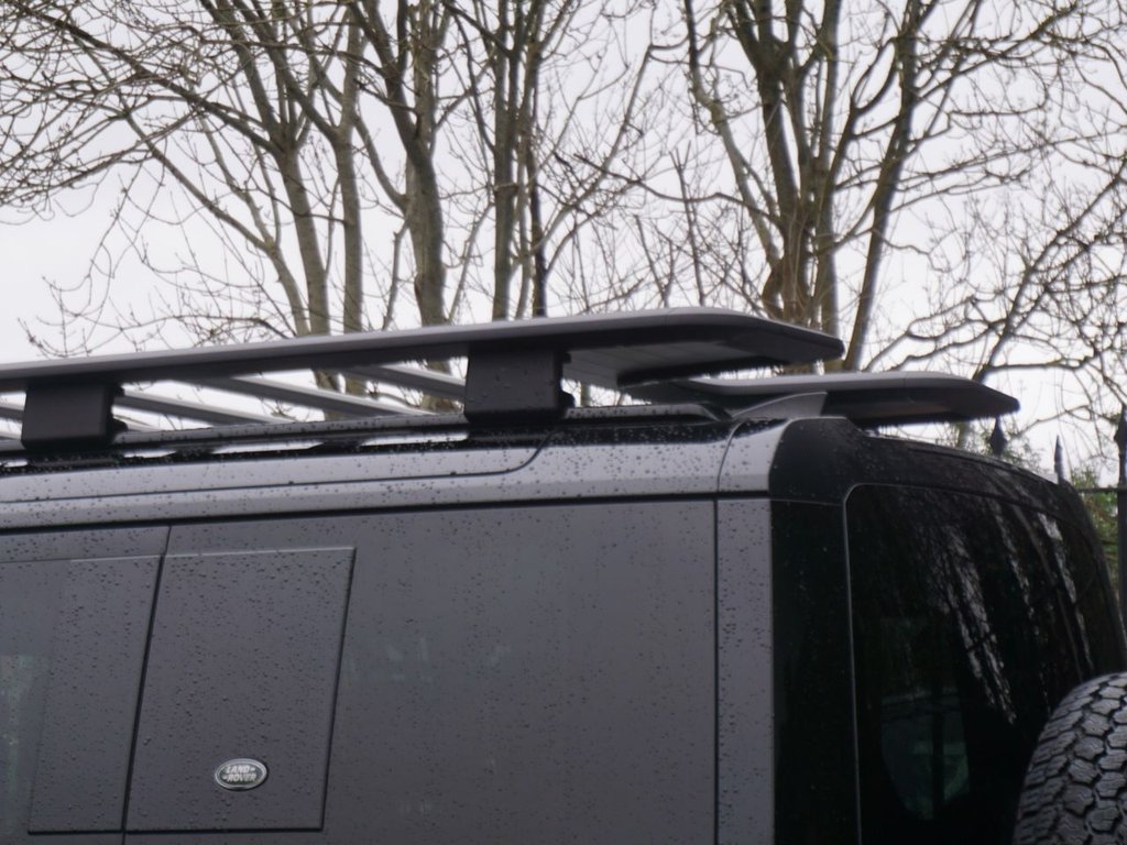 Used Land Rover Defender 2022 for sale - 78124131: Photo 6