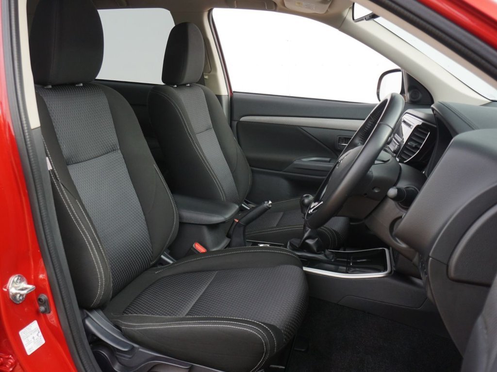 Used Mitsubishi Outlander 2018 for sale - 76883043: Photo 5