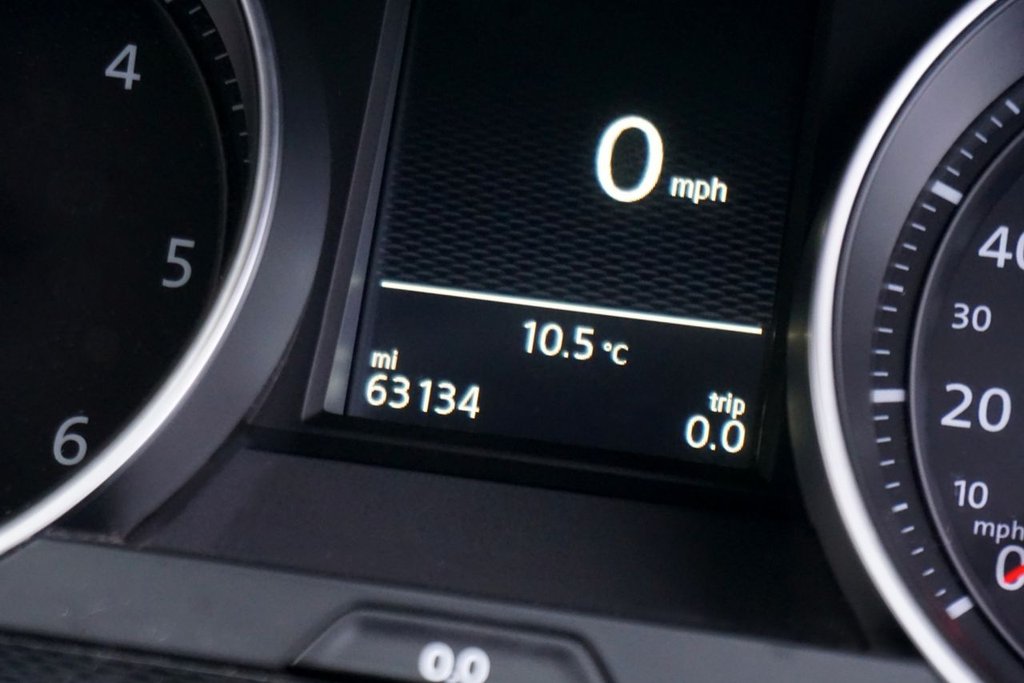 Used Volkswagen Golf 2014 for sale - 76868083: Photo 12