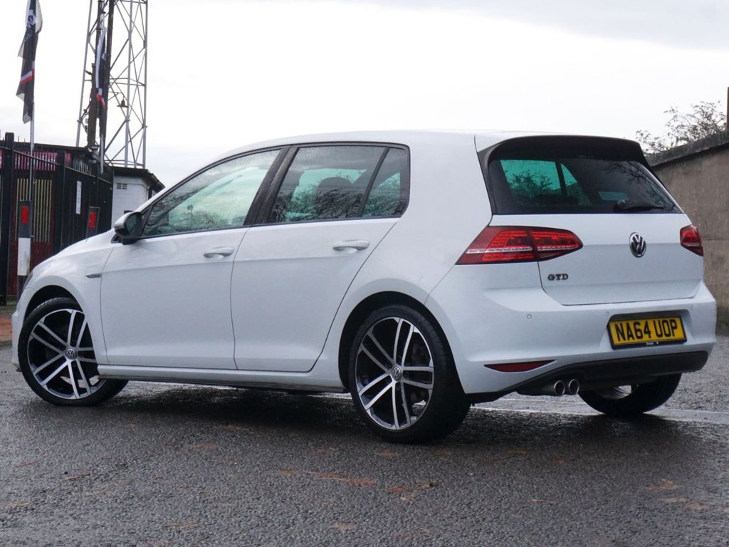 Used Volkswagen Golf 2014 for sale - 76868083: Photo 4