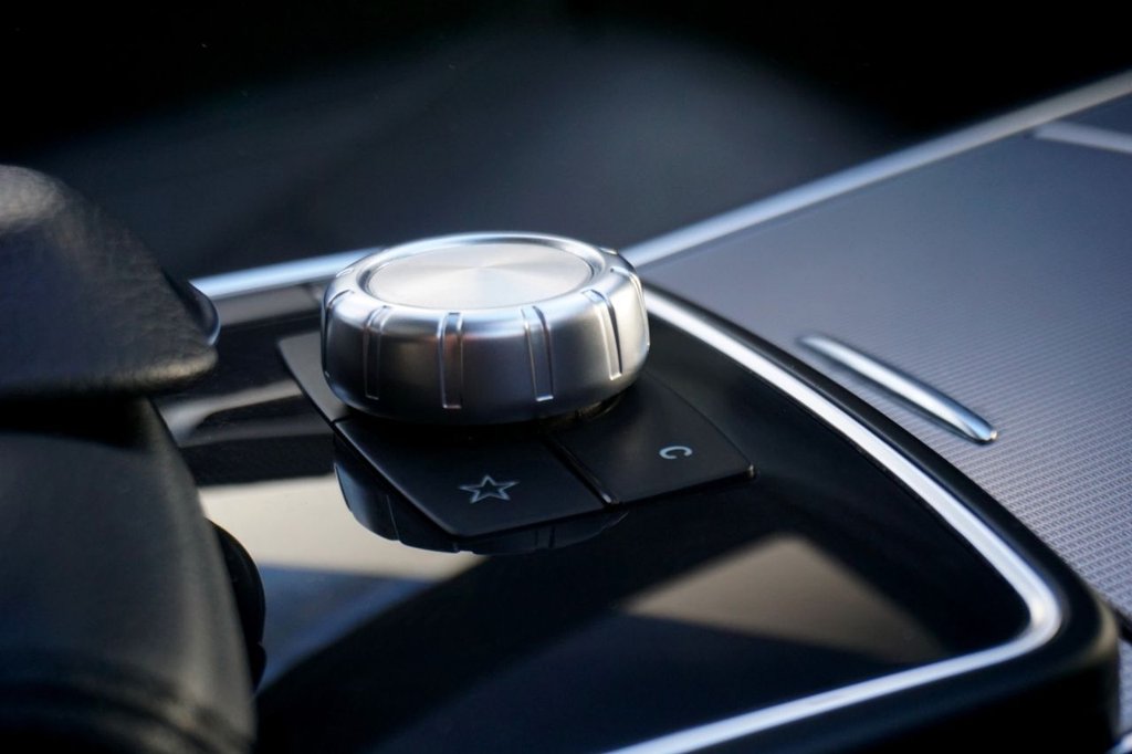 Used Mercedes-Benz E Class 2014 for sale - 77477748: Photo 31