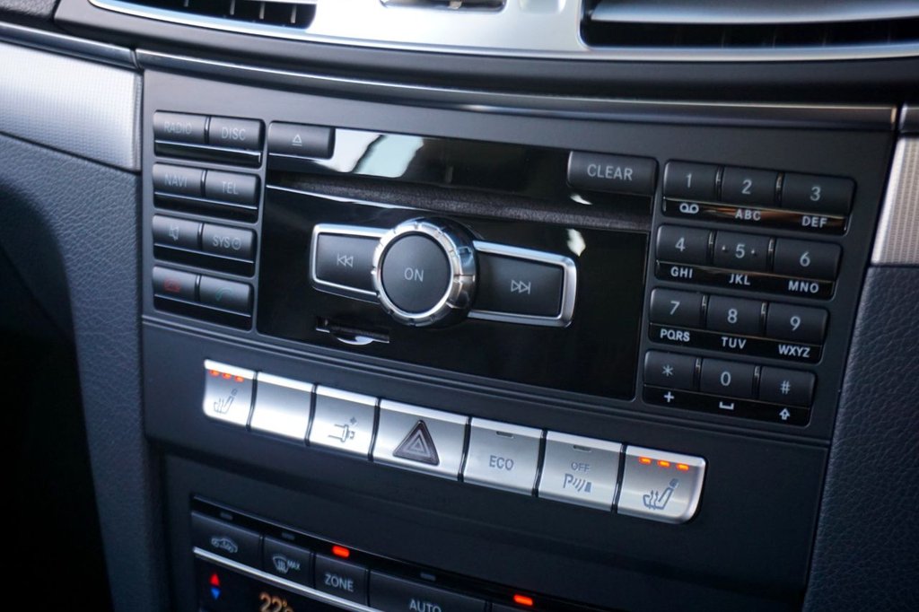 Used Mercedes-Benz E Class 2014 for sale - 77477748: Photo 32