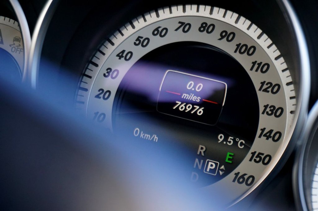 Used Mercedes-Benz E Class 2014 for sale - 77477748: Photo 44