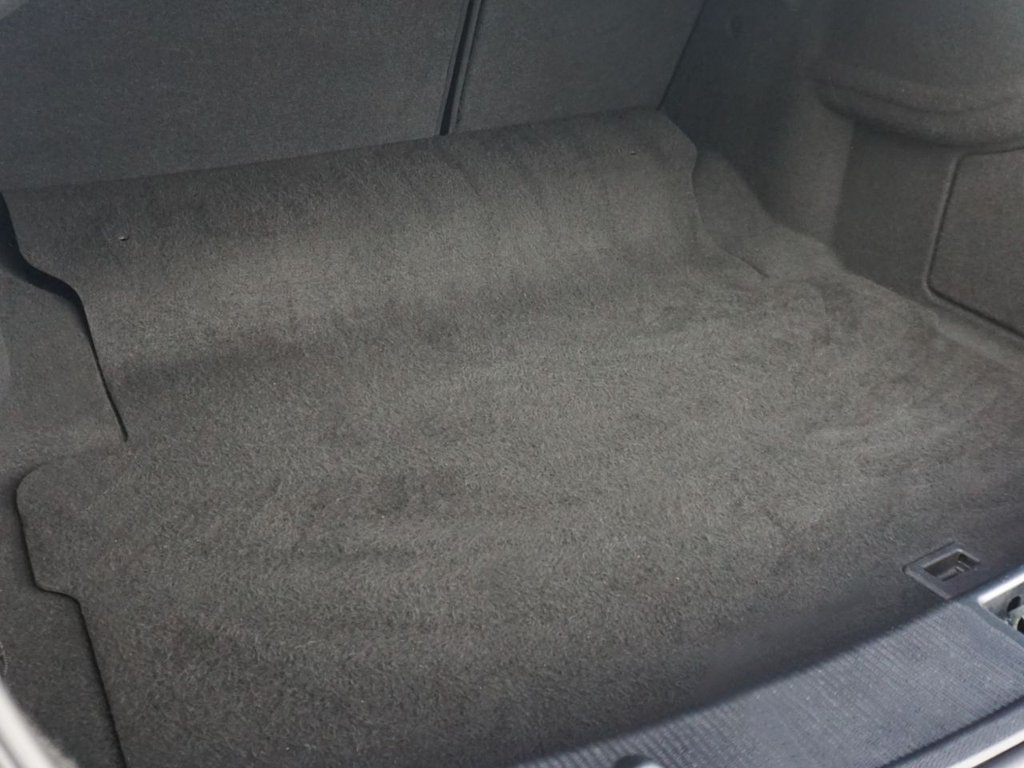 Used Mercedes-Benz E Class 2014 for sale - 77477748: Photo 49