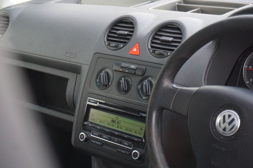 Used Volkswagen Caddy Maxi 2009 for sale - 77764744: Photo 24