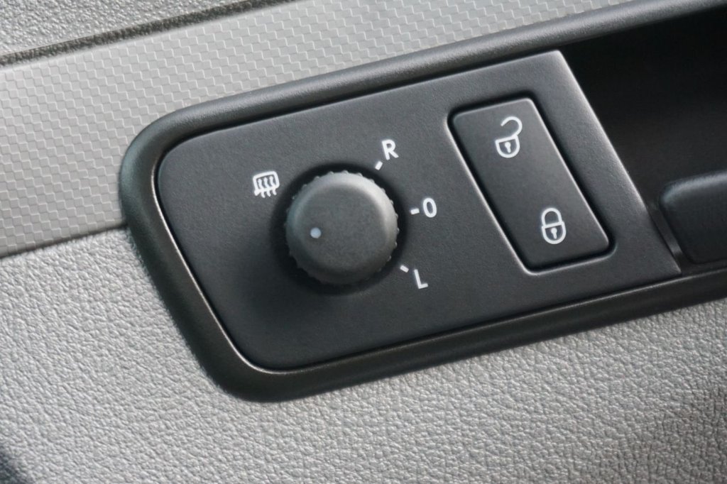 Used Volkswagen Caddy Maxi 2009 for sale - 77764744: Photo 32