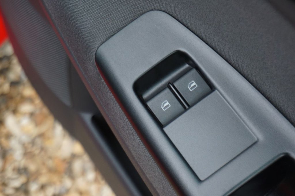 Used Volkswagen Polo 2006 for sale - 77483531: Photo 37