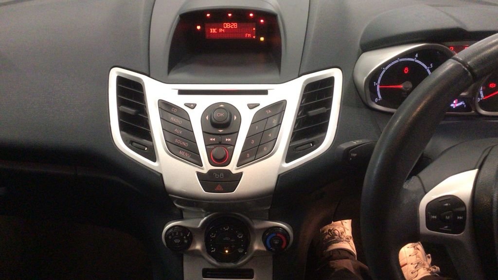 Used Ford Fiesta 2011 for sale - 77153341: Photo 8