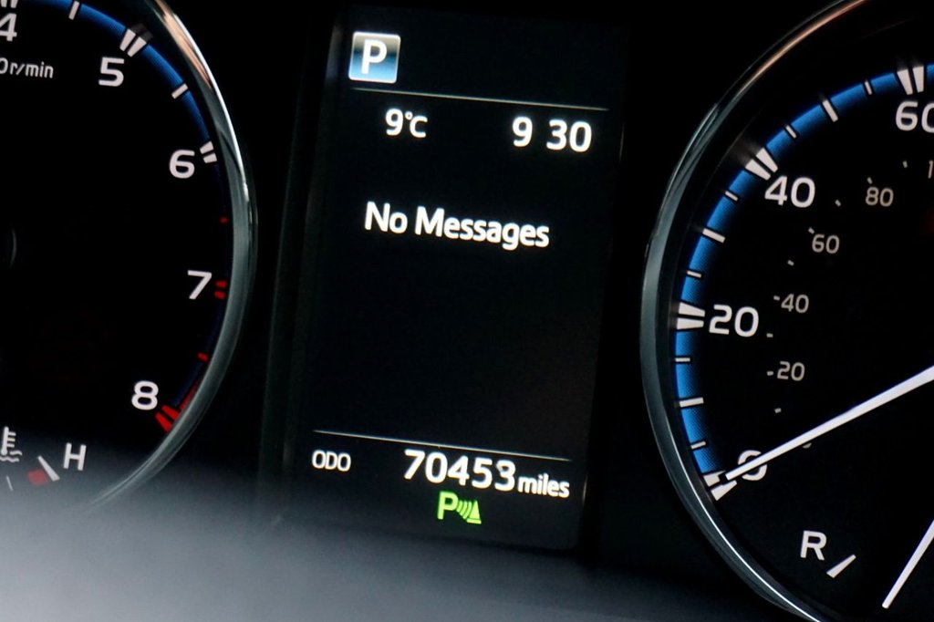 Used Toyota RAV4 2016 for sale - 76783445: Photo 11