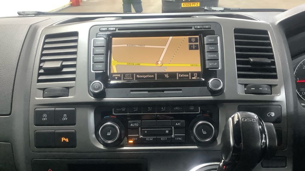 Used Volkswagen Caravelle 2013 for sale - 76784250: Photo 11