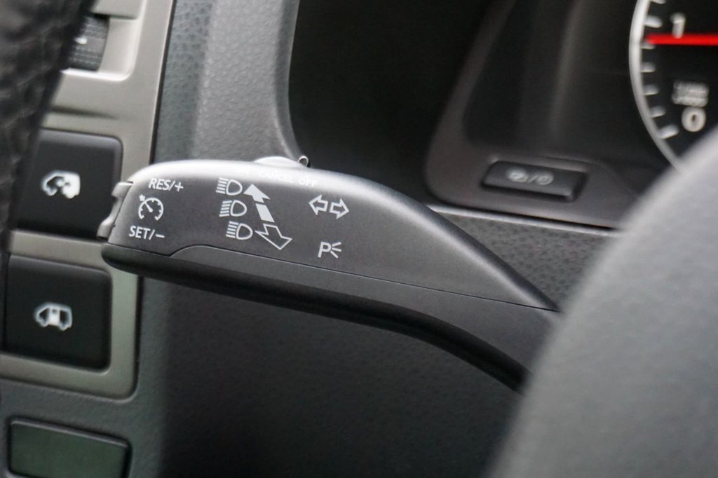 Used Volkswagen Caravelle 2013 for sale - 76784250: Photo 37