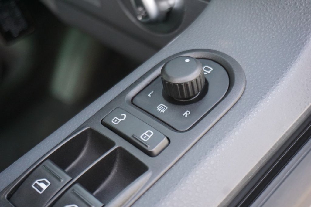 Used Volkswagen Caravelle 2013 for sale - 76784250: Photo 42