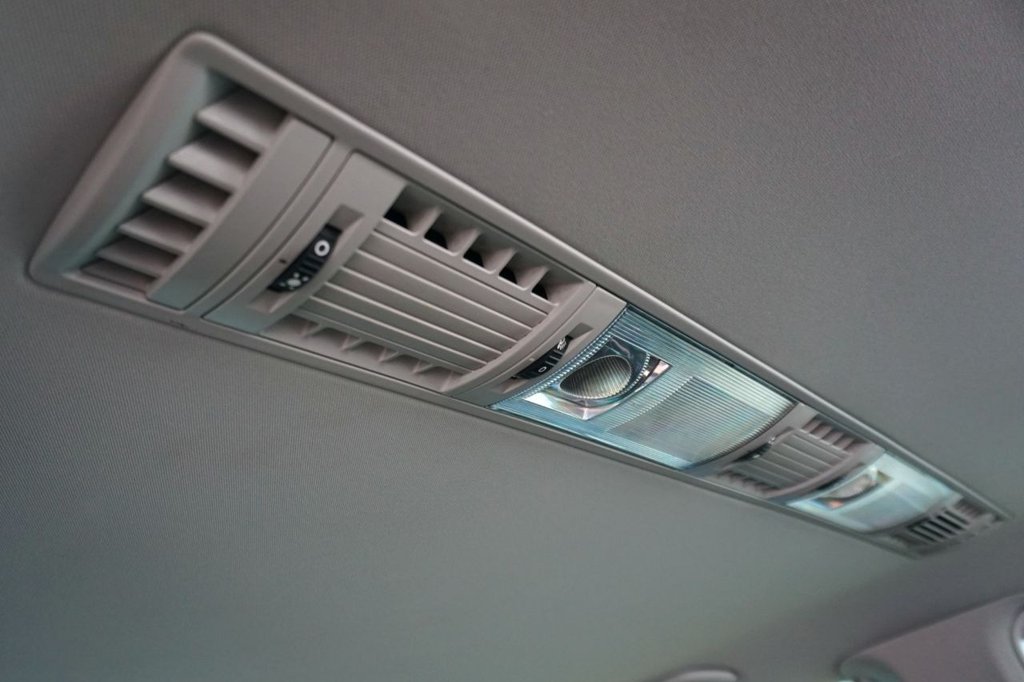 Used Volkswagen Caravelle 2013 for sale - 76784250: Photo 43