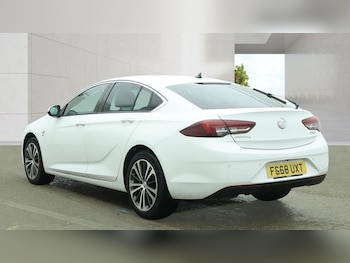 Used Vauxhall Insignia 2018 for sale - 78538424: Photo