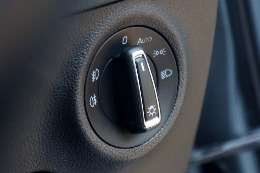 Used Skoda Karoq 2018 for sale - 77014373: Photo 46