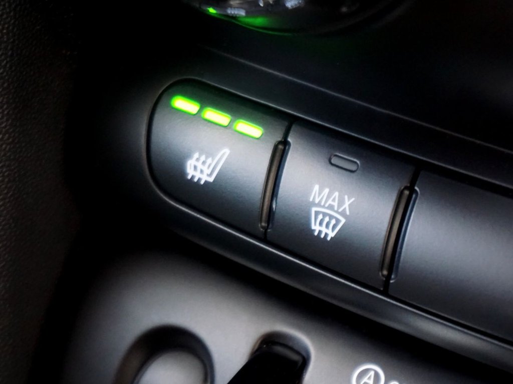 Used MINI Hatch 2019 for sale - 76783606: Photo 10