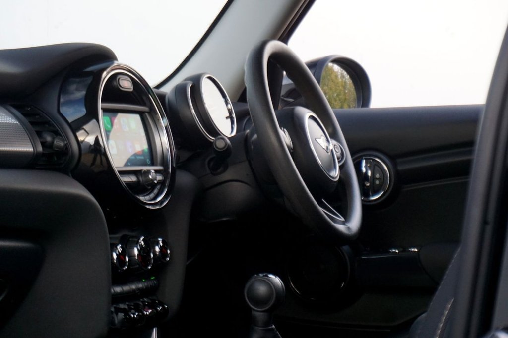 Used MINI Hatch 2019 for sale - 76783606: Photo 21