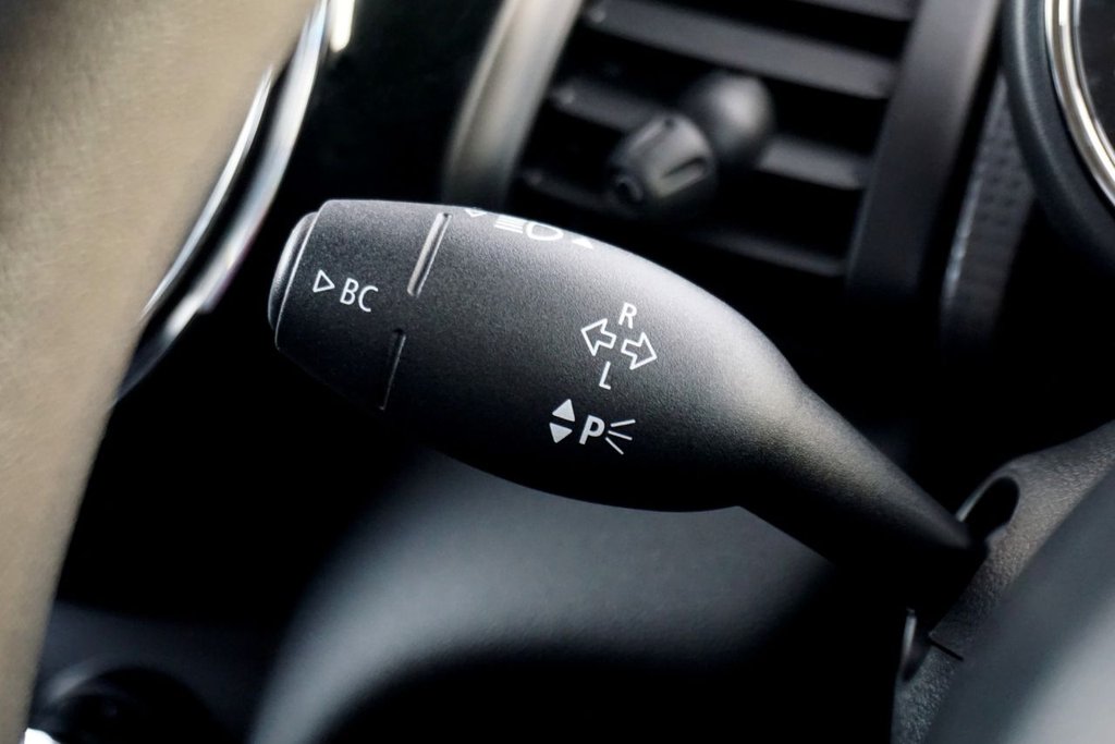 Used MINI Hatch 2019 for sale - 76783606: Photo 37