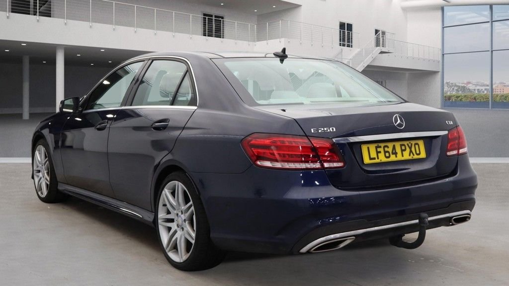 Used Mercedes-Benz E Class 2014 for sale - 77708868: Photo 8