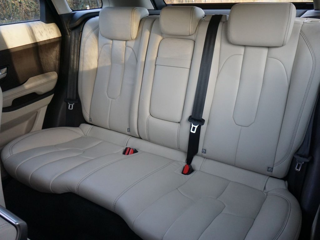 Used Land Rover Range Rover Evoque 2012 for sale - 76868103: Photo 6