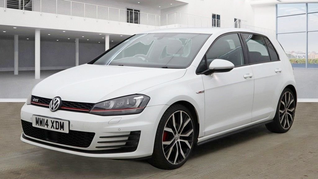 Used Volkswagen Golf 2014 for sale - 76848286: Photo 2