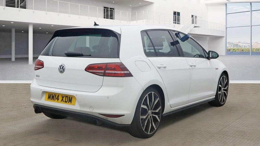 Used Volkswagen Golf 2014 for sale - 76848286: Photo 3