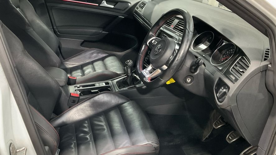 Used Volkswagen Golf 2014 for sale - 76848286: Photo 5