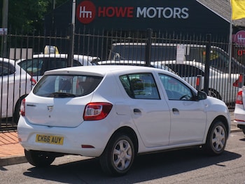Used Dacia Sandero 2016 for sale - 79228283: Photo