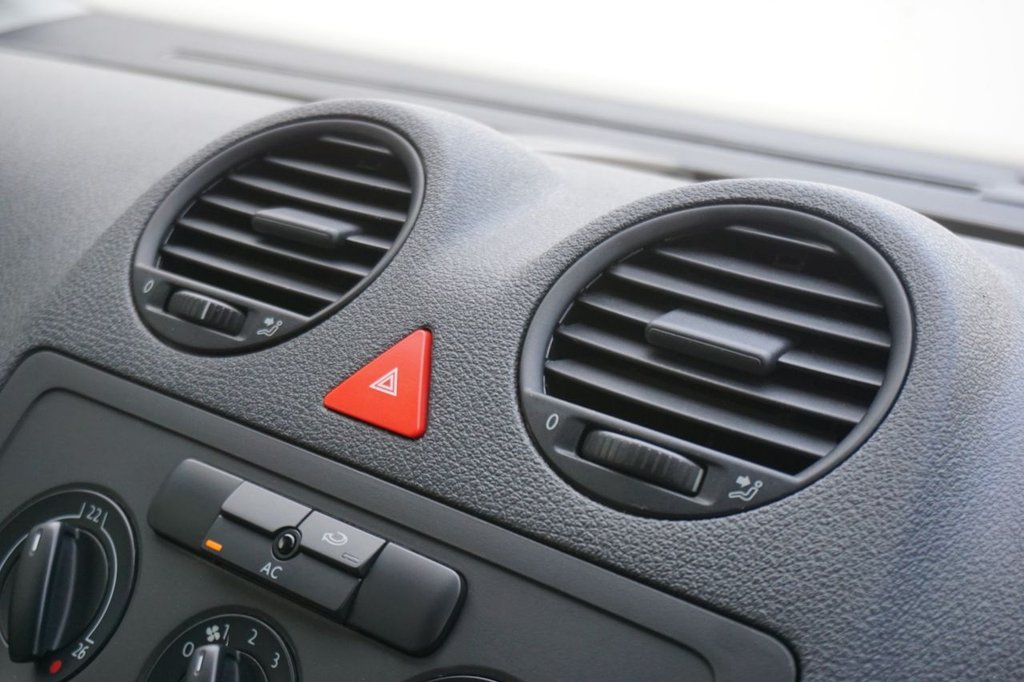 Used Volkswagen Caddy Maxi 2009 for sale - 77708709: Photo 23