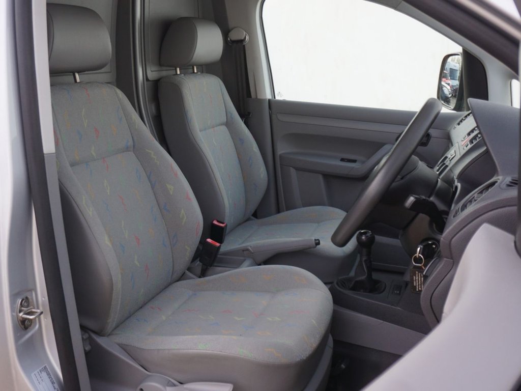 Used Volkswagen Caddy Maxi 2009 for sale - 77708709: Photo 8