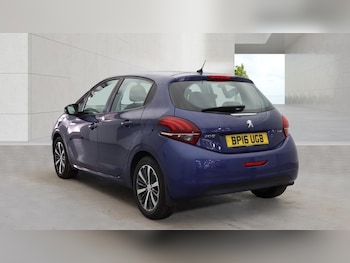 Used Peugeot 208 2016 for sale - 78181750: Photo
