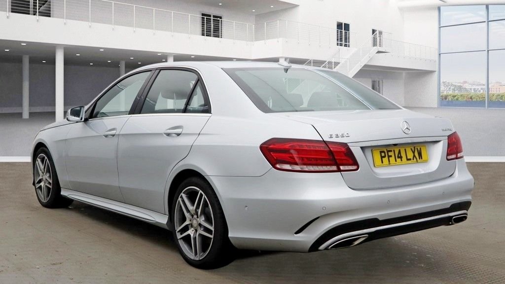 Used Mercedes-Benz E Class 2014 for sale - 77288268: Photo 5