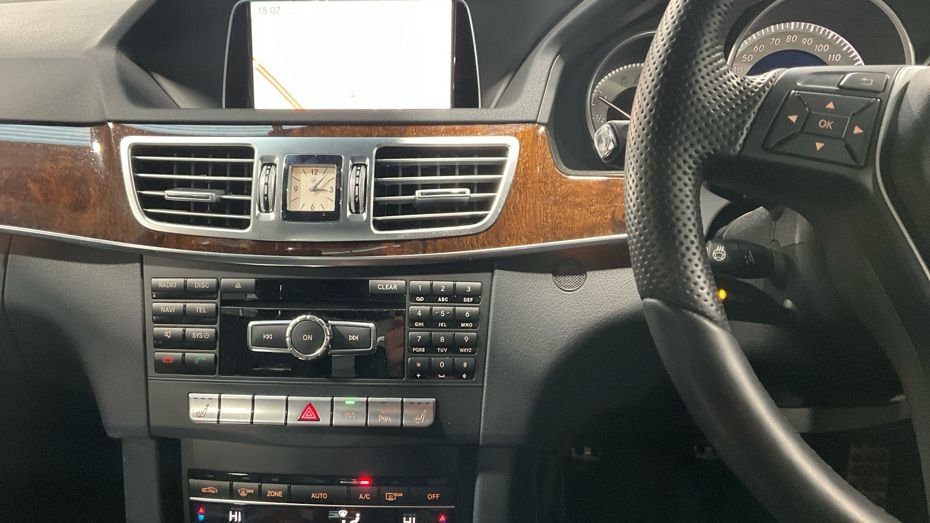 Used Mercedes-Benz E Class 2014 for sale - 77288268: Photo 8