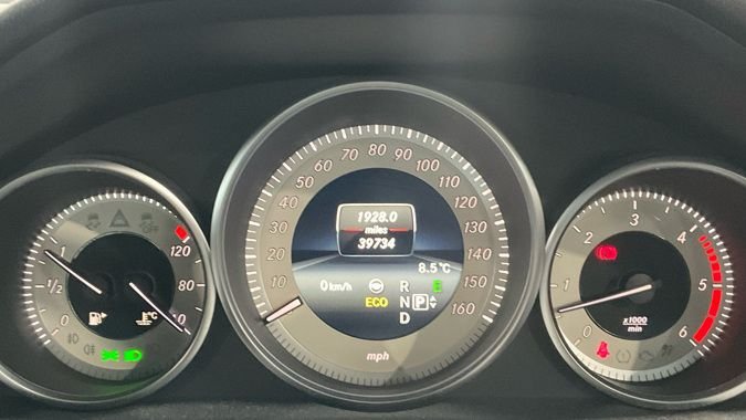 Used Mercedes-Benz E Class 2014 for sale - 77288268: Photo 9