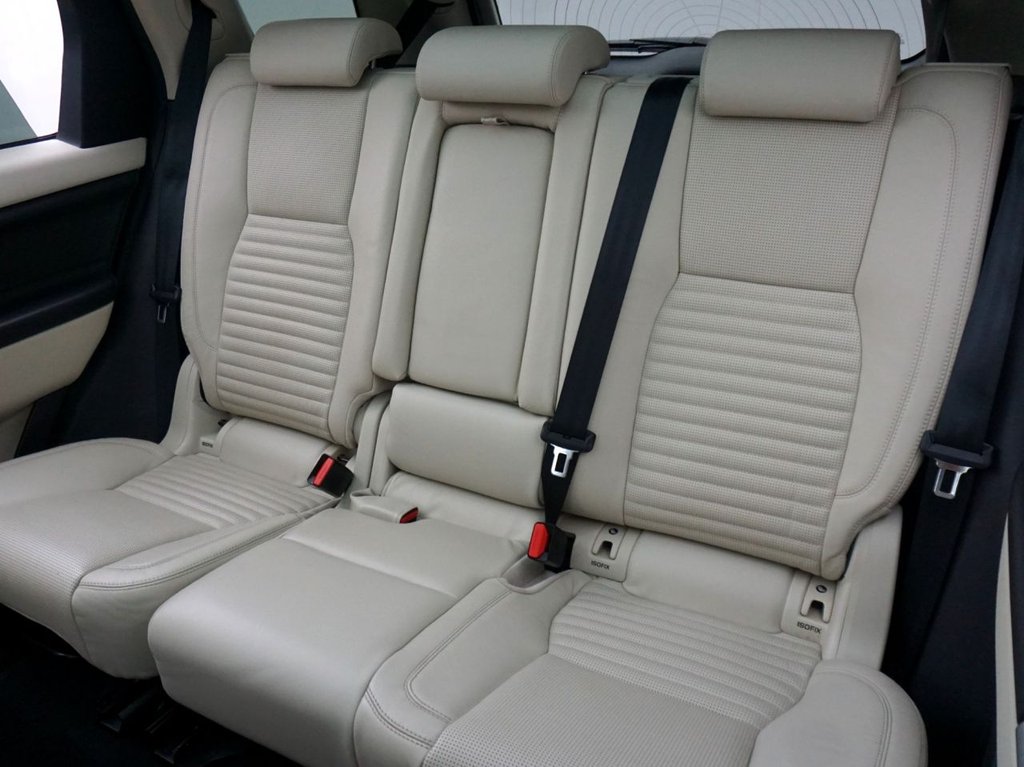 Used Land Rover Discovery Sport 2015 for sale - 76783689: Photo 17