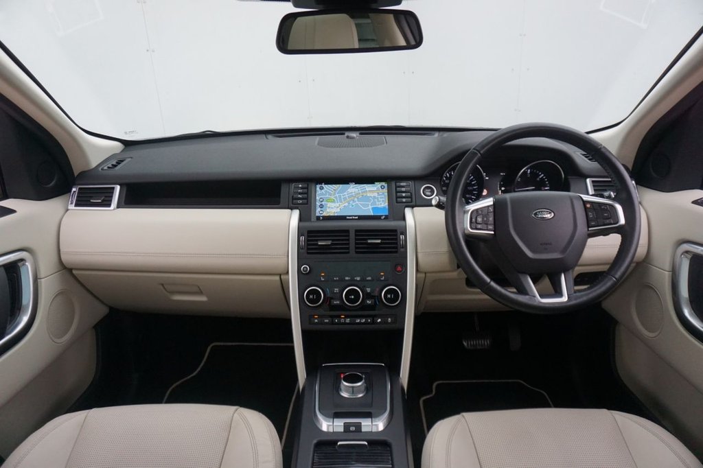 Used Land Rover Discovery Sport 2015 for sale - 76783689: Photo 42