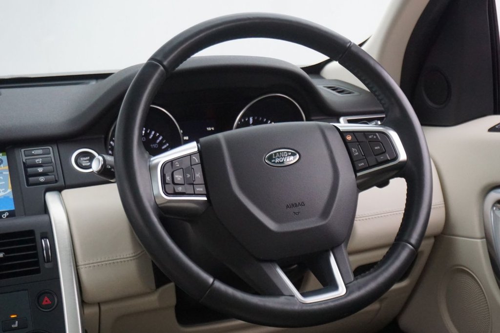 Used Land Rover Discovery Sport 2015 for sale - 76783689: Photo 43