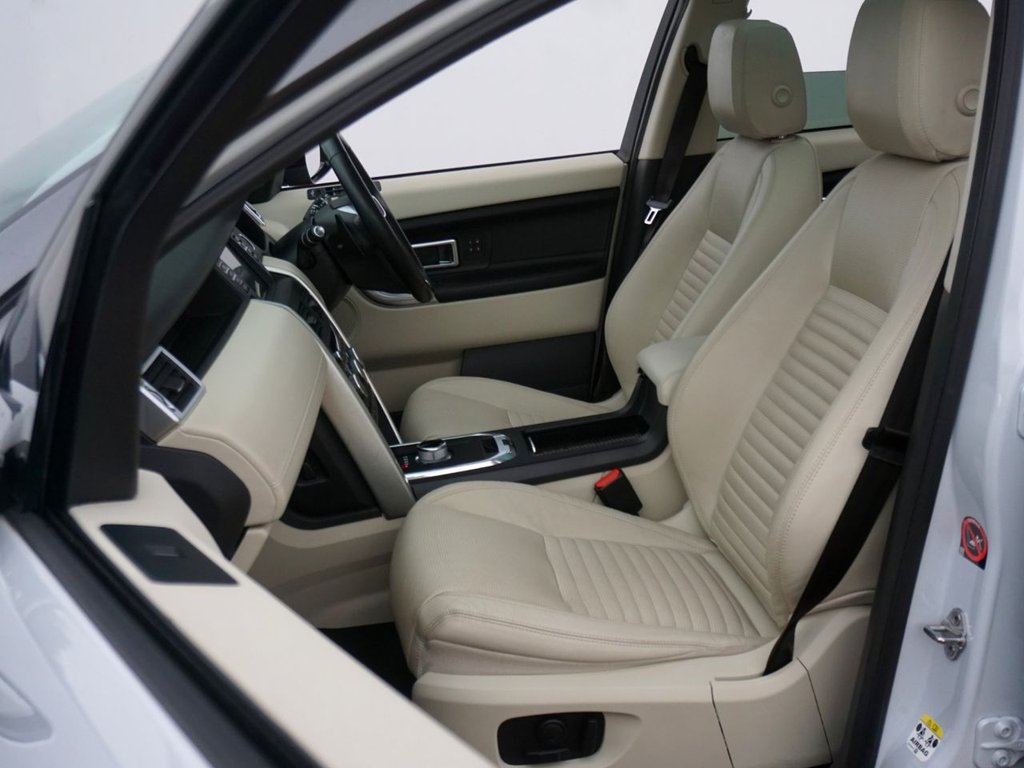 Used Land Rover Discovery Sport 2015 for sale - 76783689: Photo 9