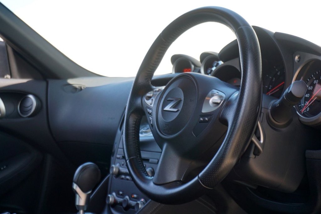 Used Nissan 370 Z 2011 for sale - 77525989: Photo 20