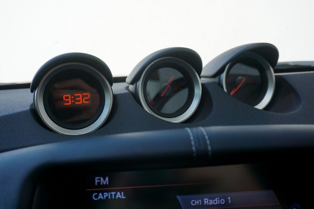 Used Nissan 370 Z 2011 for sale - 77525989: Photo 25