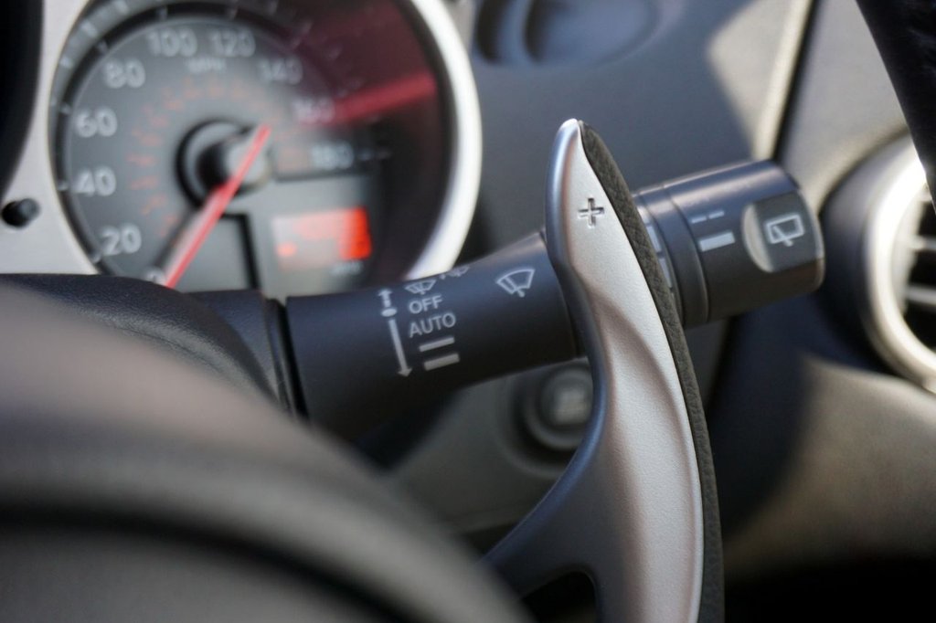 Used Nissan 370 Z 2011 for sale - 77525989: Photo 36