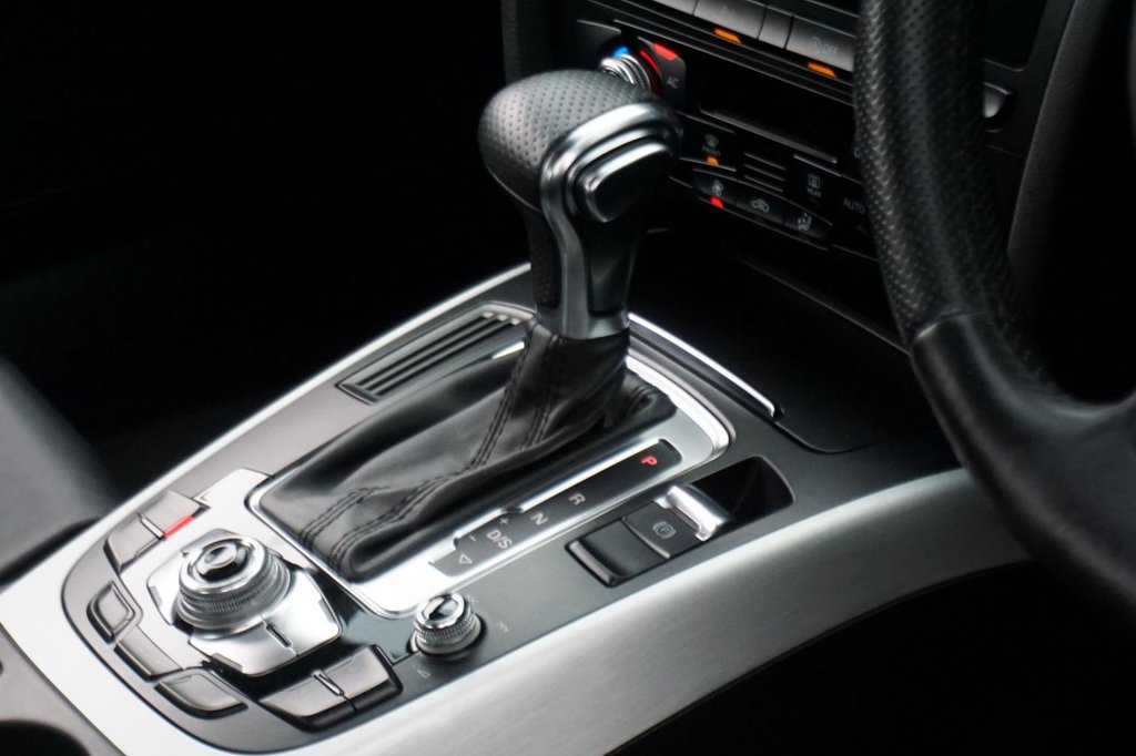 Used Audi A5 Cabriolet 2013 for sale - 76910430: Photo 24