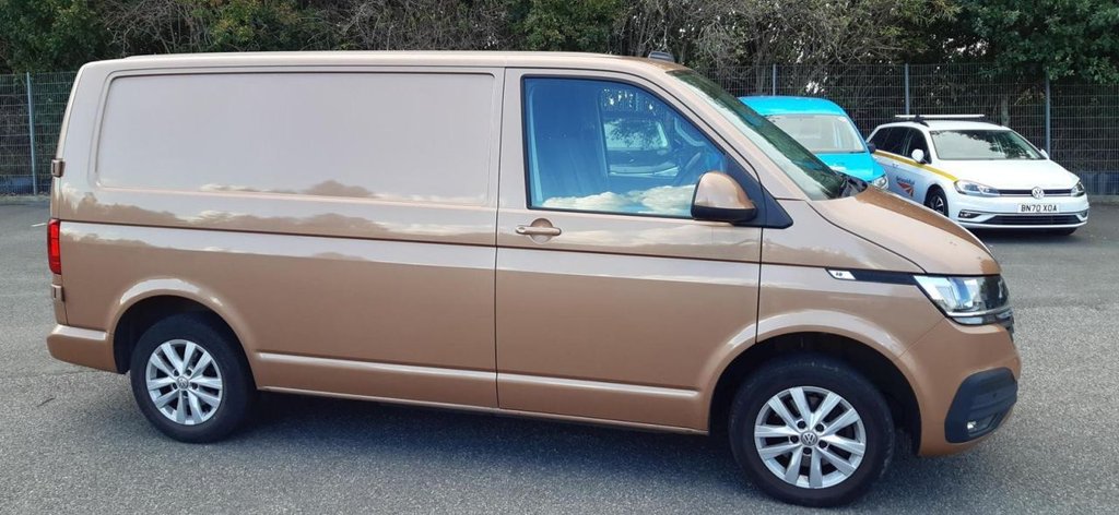 Used Volkswagen Transporter 2022 for sale - 77422526: Photo 2