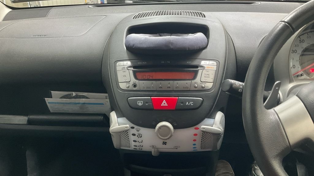 Used Toyota AYGO 2012 for sale - 78181483: Photo 8