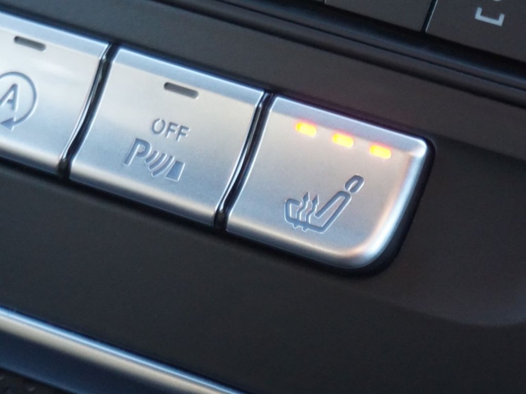 Used Mercedes-Benz A-Class 2015 for sale - 76783543: Photo 11